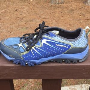 Women’s Merrell size 8 shoes